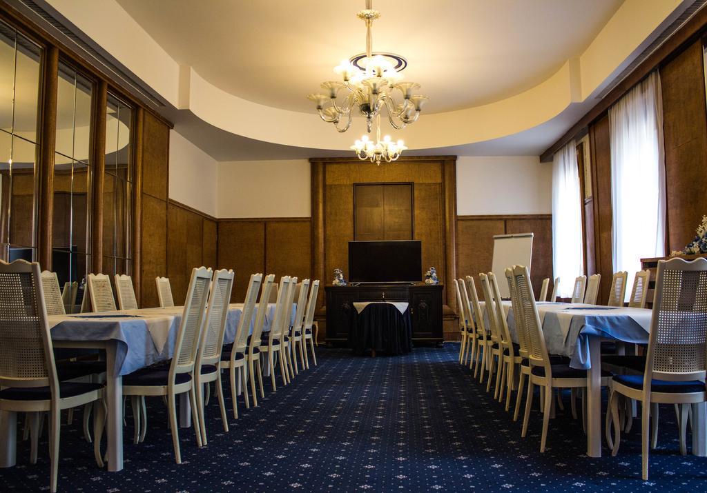 Continental 3* Plzen